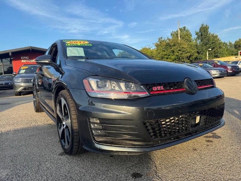Volkswagen Golf GTI SE 6M 4-Door 2017