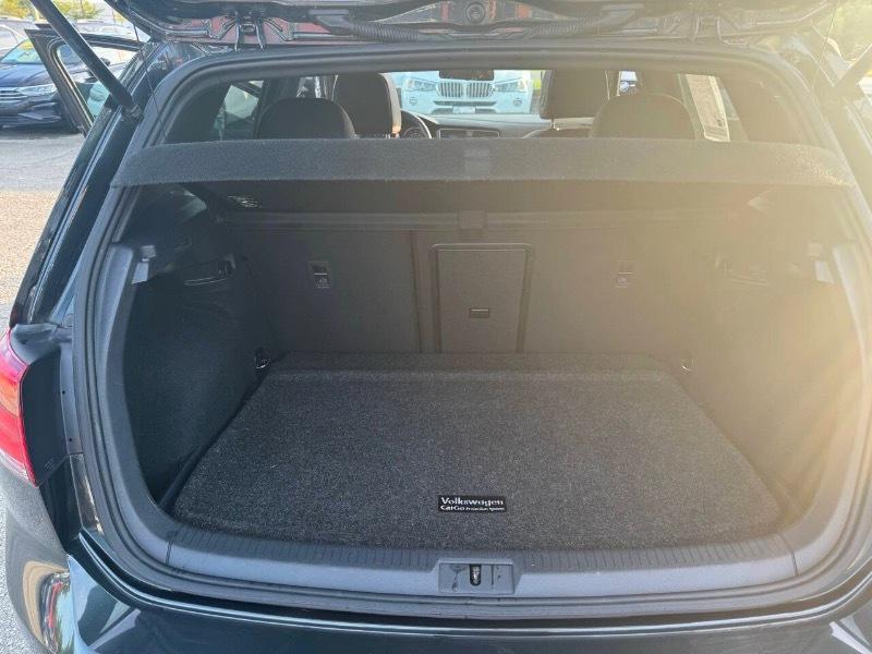 Volkswagen Golf GTI SE 6M 4-Door 2017