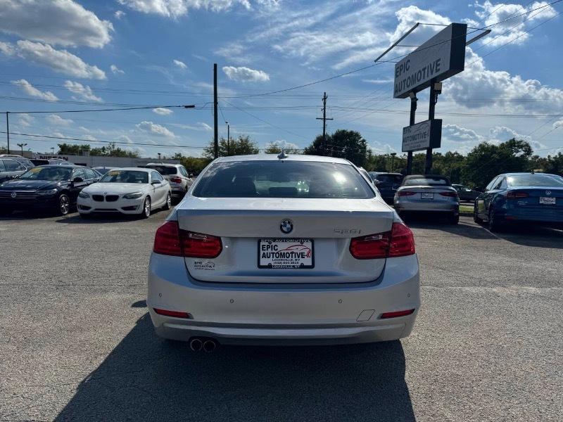 BMW 3-Series 328i Sedan 2015