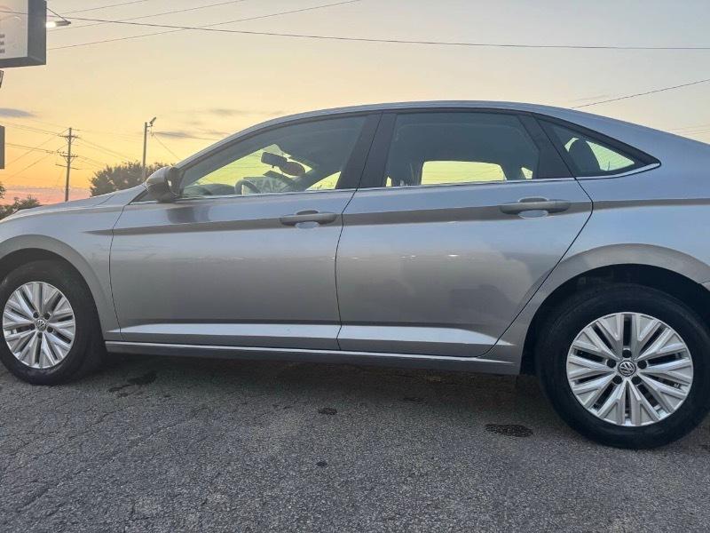 Volkswagen Jetta 1.4T S 8A 2020