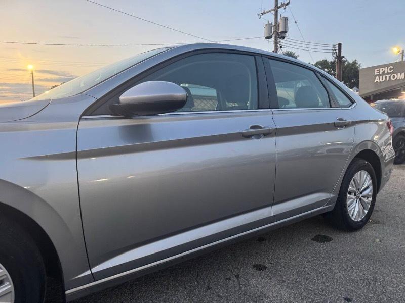 Volkswagen Jetta 1.4T S 8A 2020