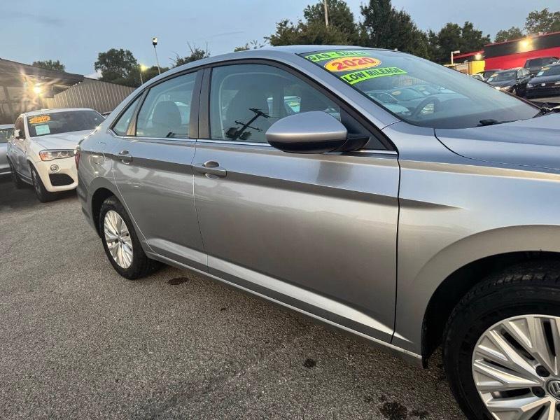 Volkswagen Jetta 1.4T S 8A 2020