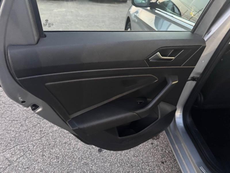 Volkswagen Jetta 1.4T S 8A 2020