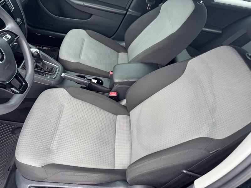 Volkswagen Jetta 1.4T S 6A 2017