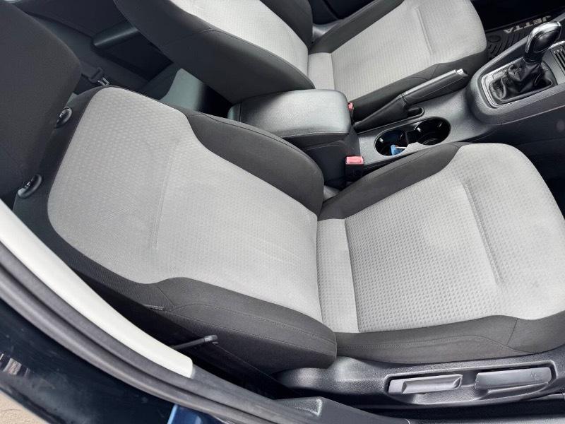 Volkswagen Jetta 1.4T S 6A 2017