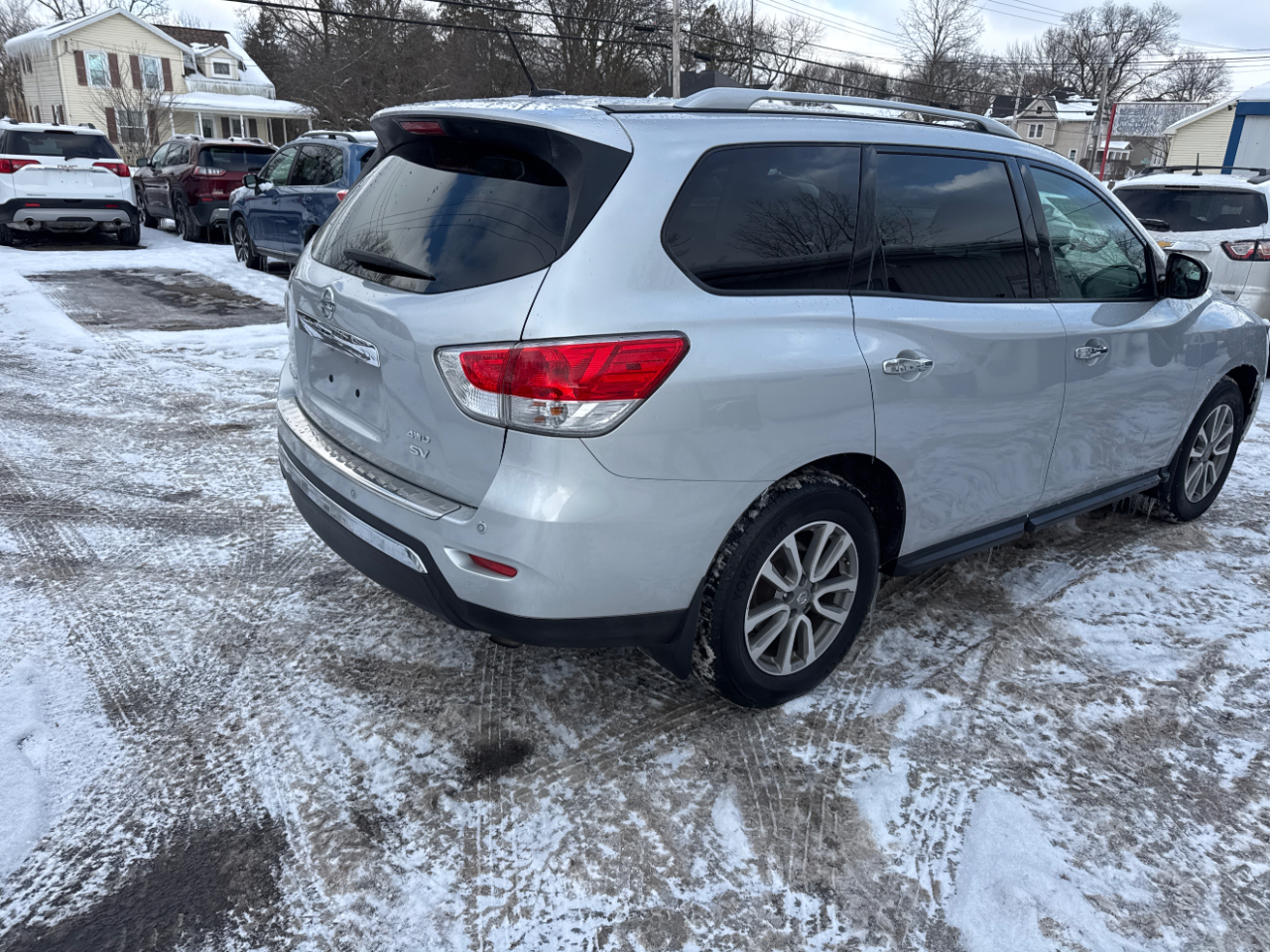 Nissan Pathfinder 4WD 4dr SV 2016