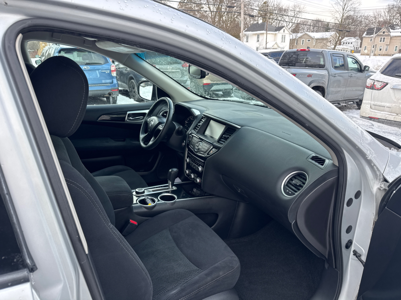 Nissan Pathfinder 4WD 4dr SV 2016