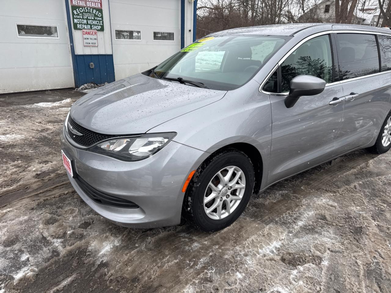 Chrysler Pacifica Touring 2017