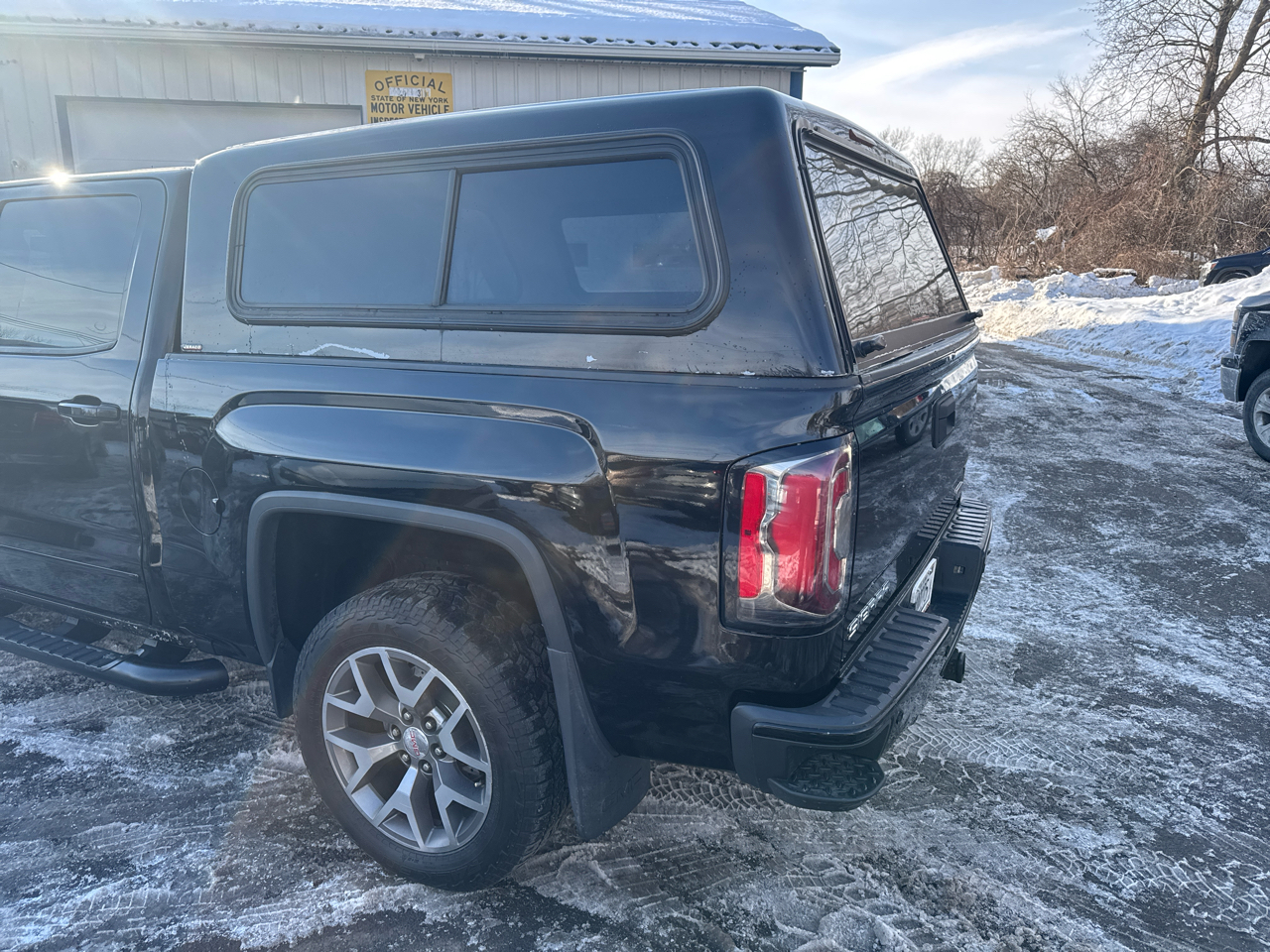 GMC Sierra 1500 SLT Crew Cab Long Box 4WD 2017