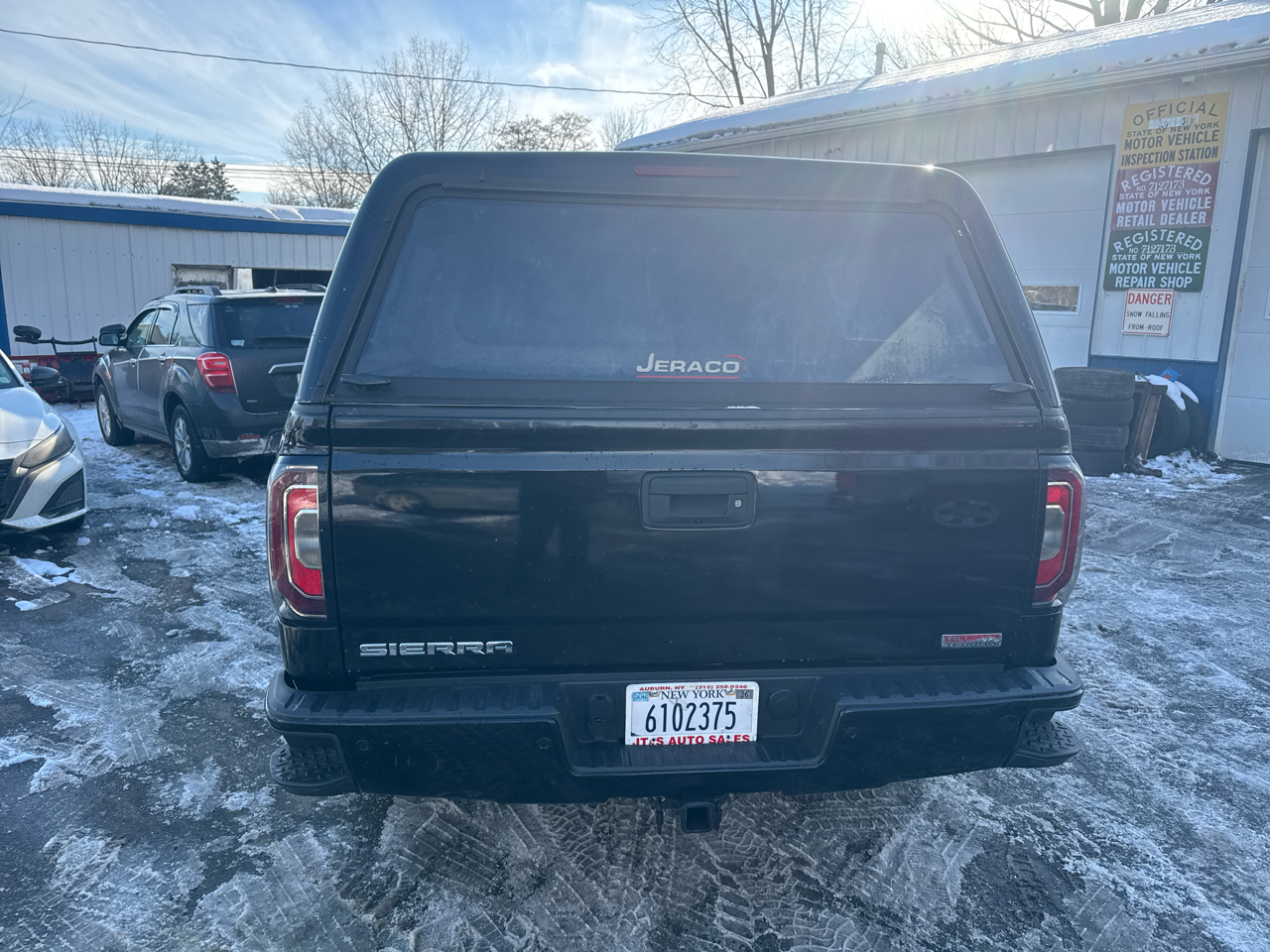 GMC Sierra 1500 SLT Crew Cab Long Box 4WD 2017