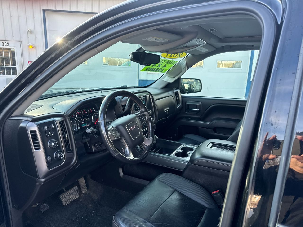 GMC Sierra 1500 SLT Crew Cab Long Box 4WD 2017