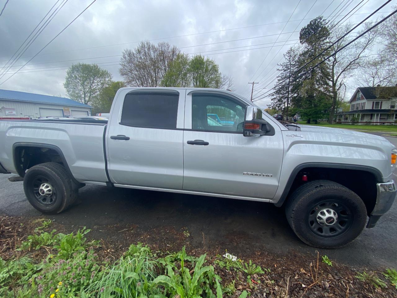 GMC Sierra 2500HD Base Crew Cab 4WD 2017