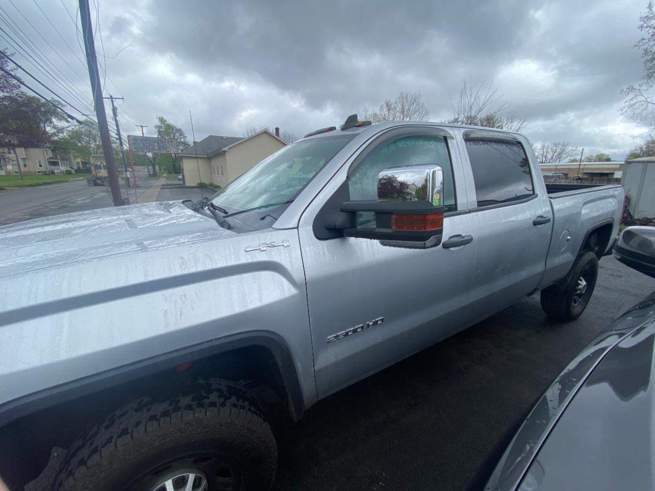 GMC Sierra 2500HD Base Crew Cab 4WD 2017