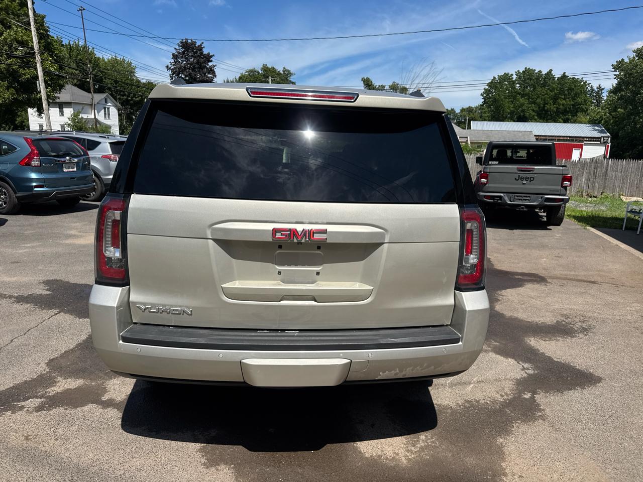 GMC Yukon SLT 4WD 2015
