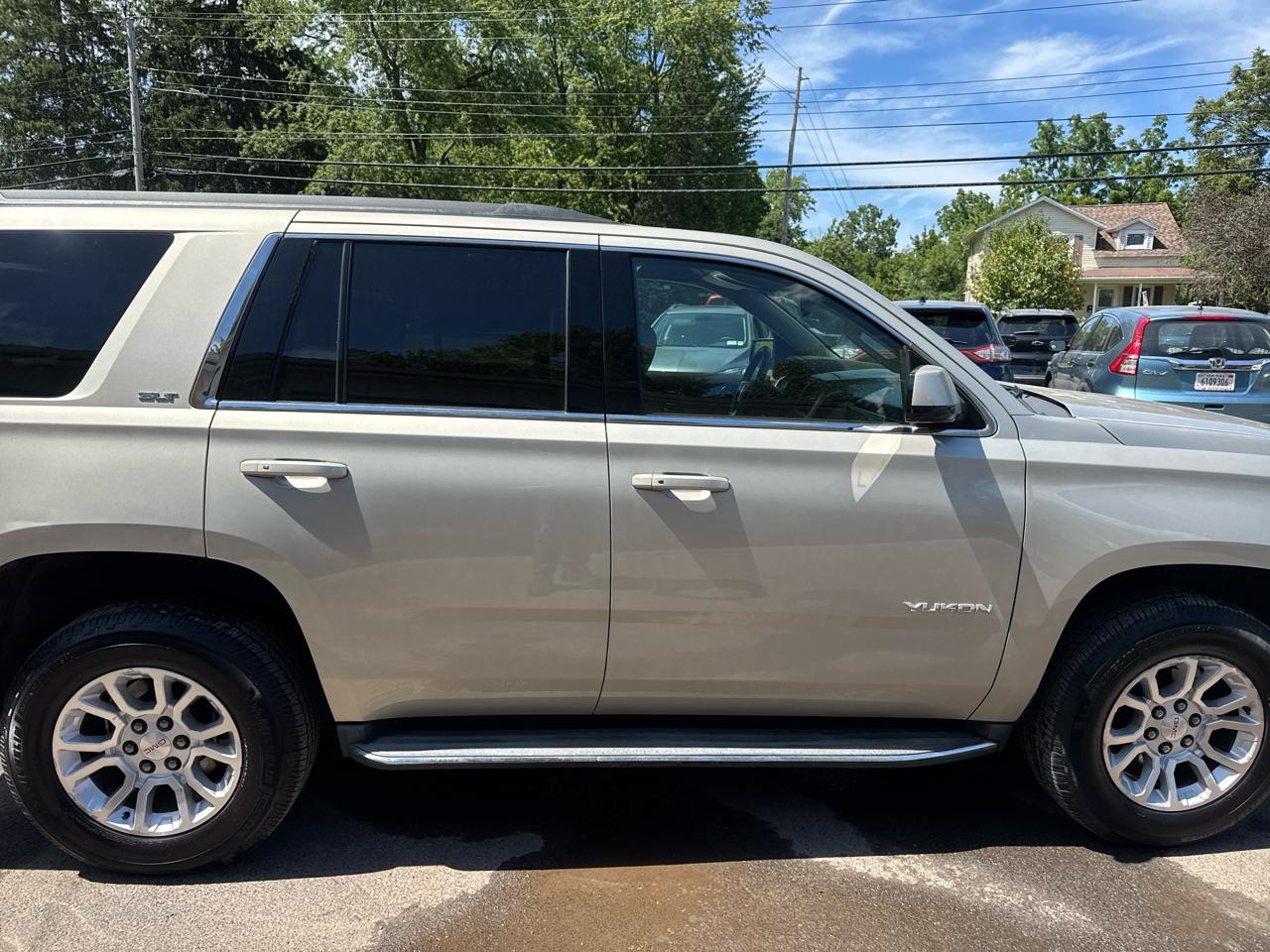 GMC Yukon SLT 4WD 2015