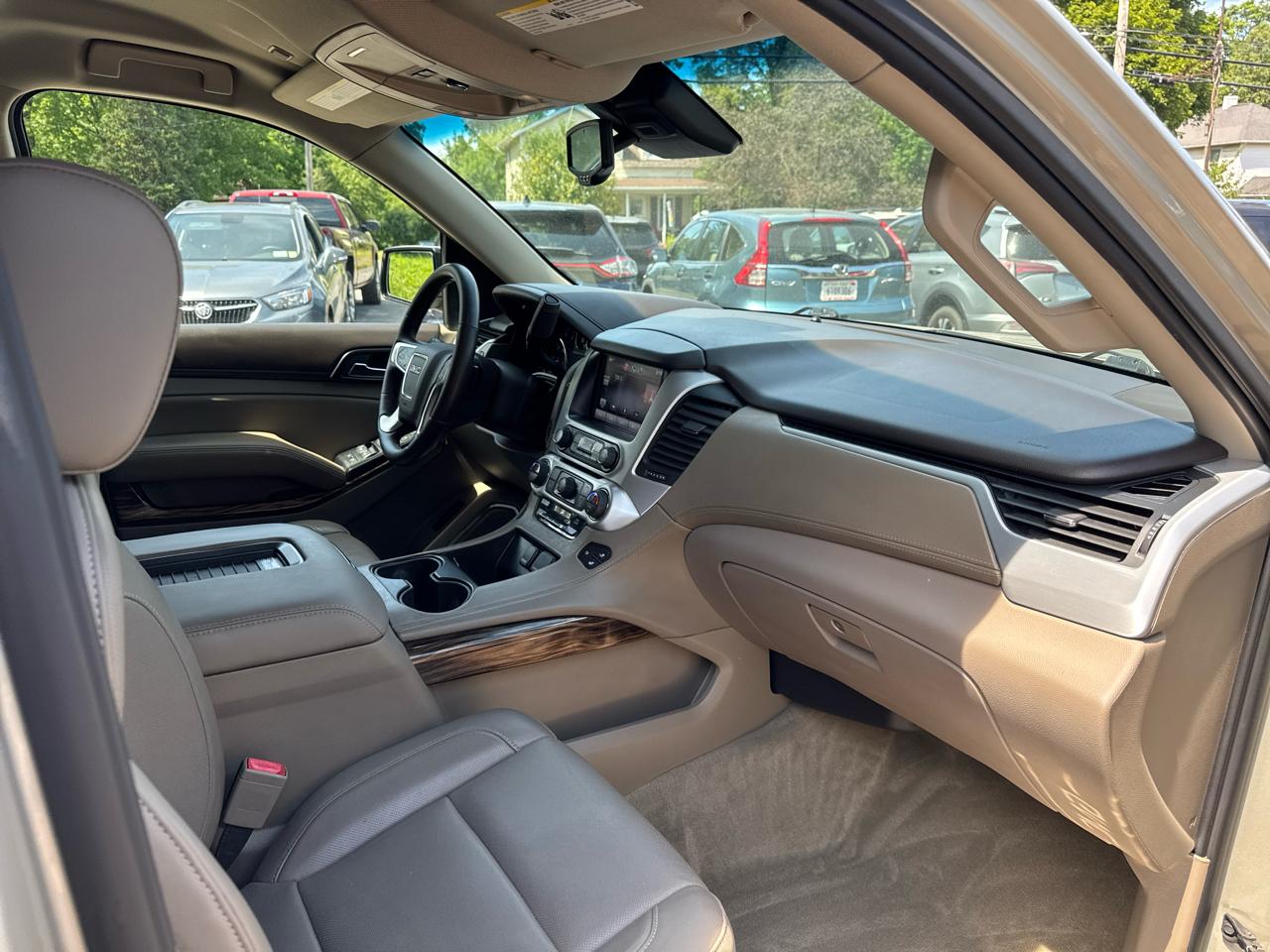 GMC Yukon SLT 4WD 2015