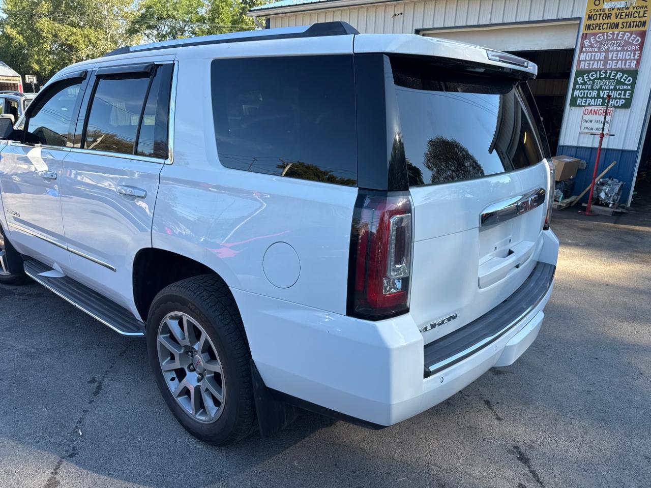 GMC Yukon Denali 4WD 2016
