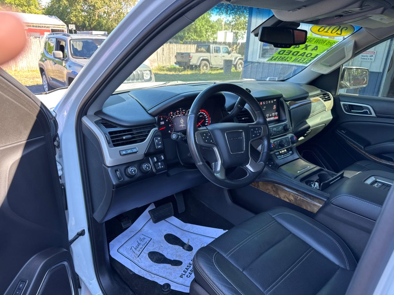 GMC Yukon Denali 4WD 2016