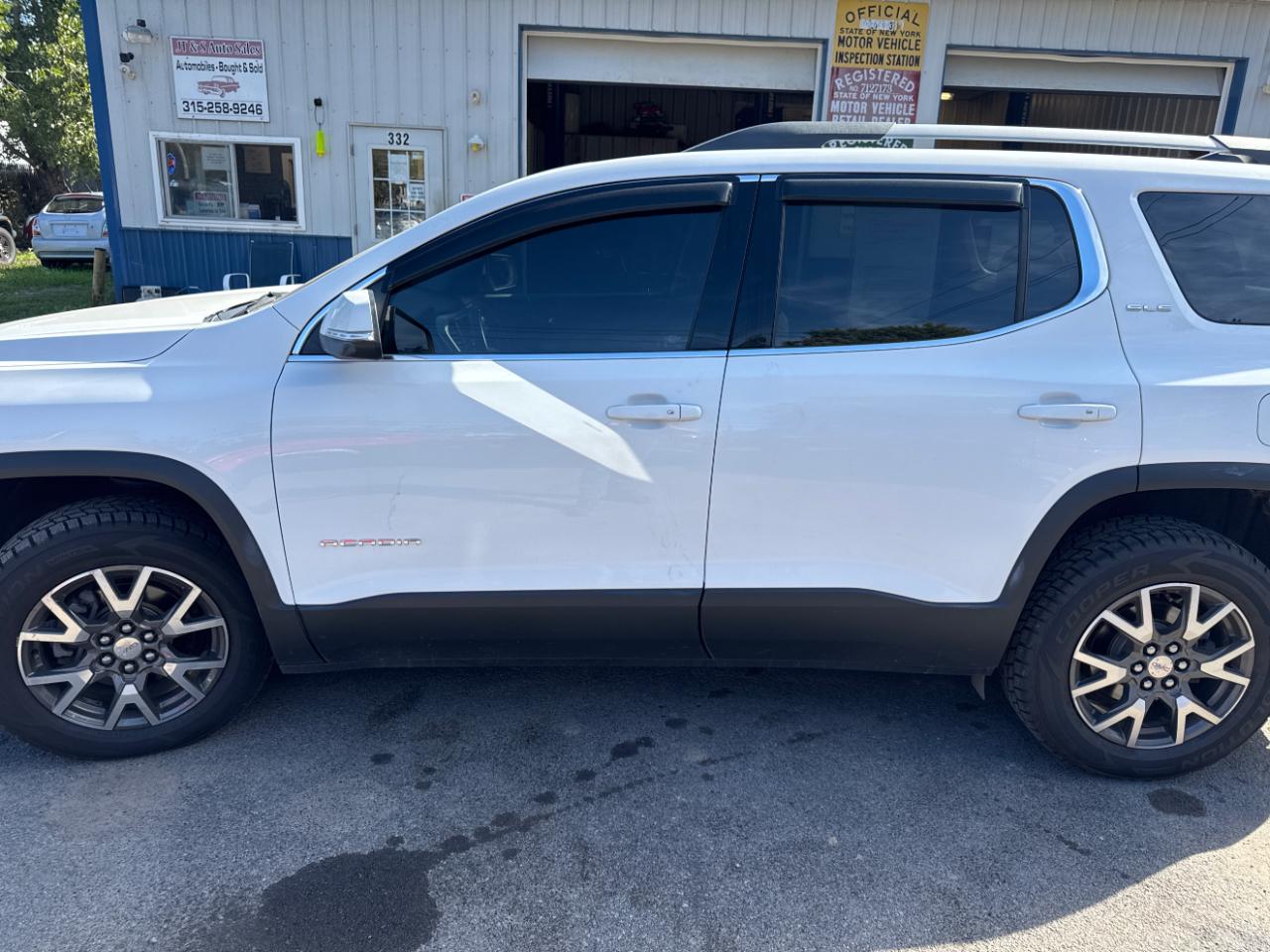 GMC Acadia SLE-1 AWD 2020