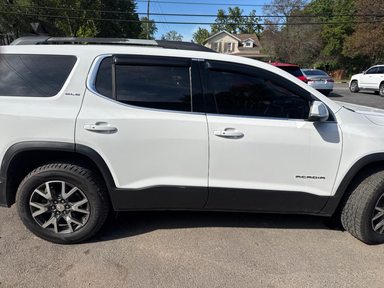 GMC Acadia SLE-1 AWD 2020