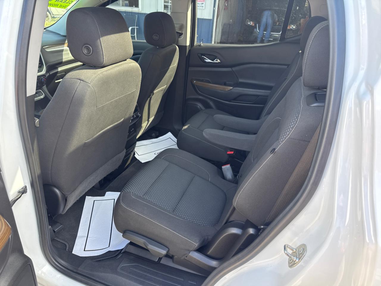 GMC Acadia SLE-1 AWD 2020