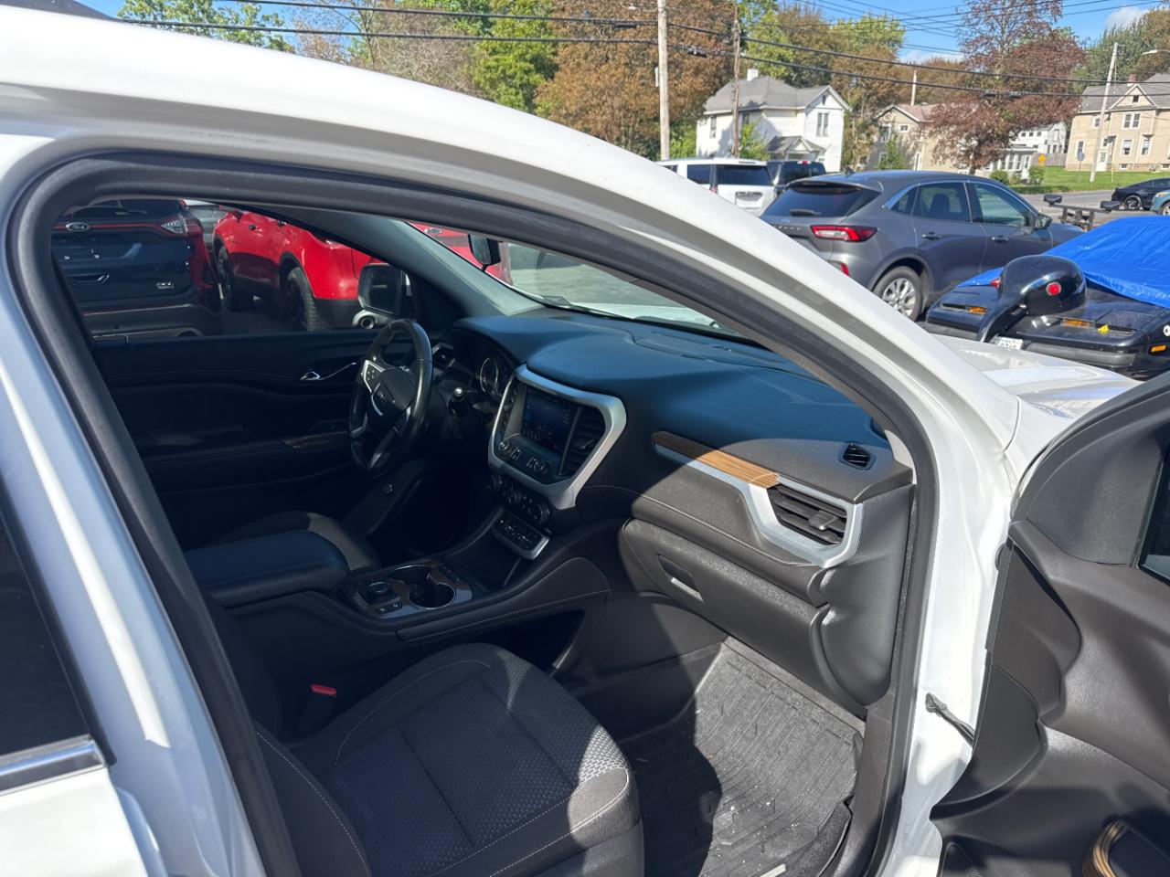 GMC Acadia SLE-1 AWD 2020