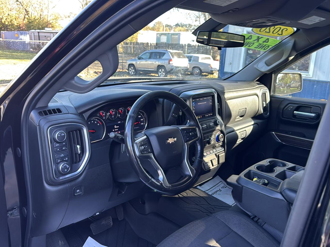 Chevrolet Silverado 1500 LT Crew Cab 4WD 2020