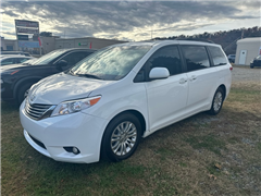 2013 Toyota Sienna 