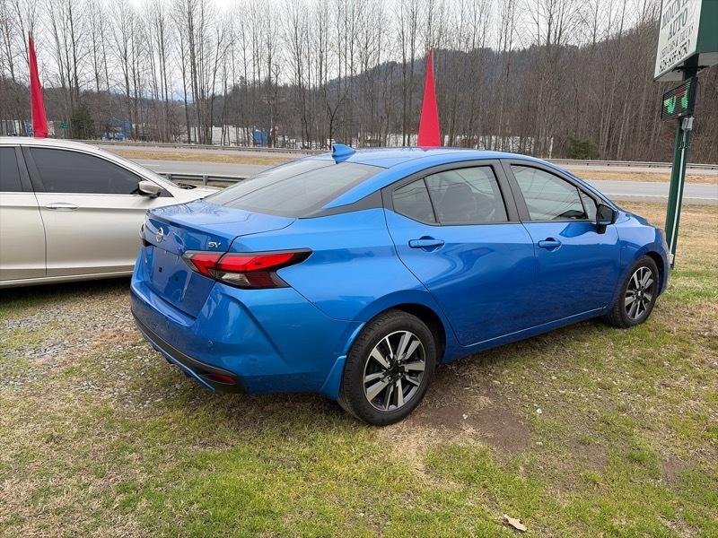 Nissan Versa SV 2022