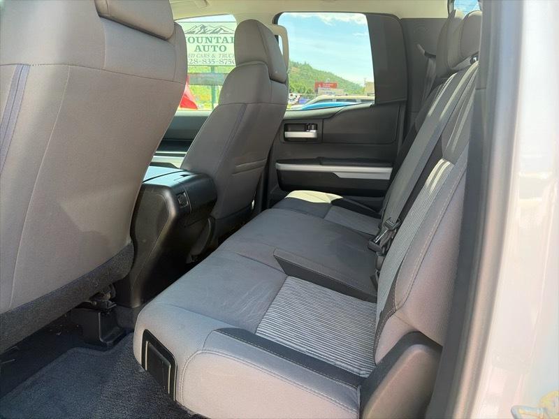 Toyota Tundra SR5 5.7L V8 Double Cab 2WD 2014