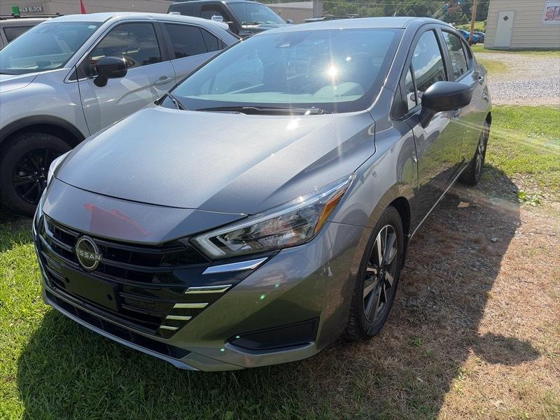 Nissan Versa S CVT 2025