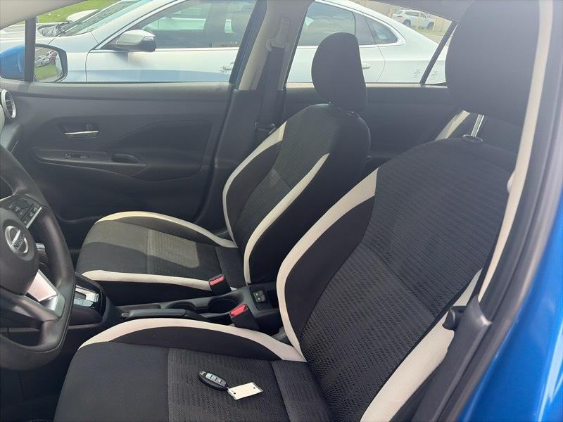 Nissan Versa SV 2022