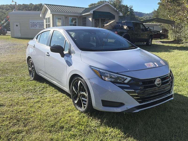 Nissan Versa SR 2024