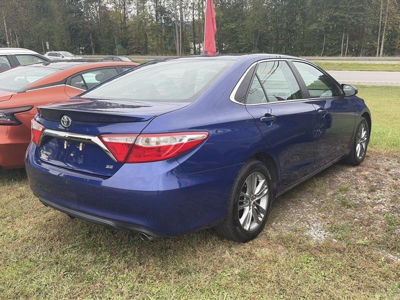 Toyota Camry SE 2015