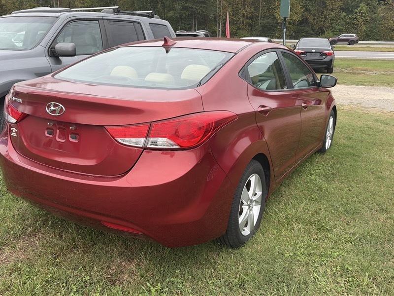 Hyundai Elantra Limited 2013