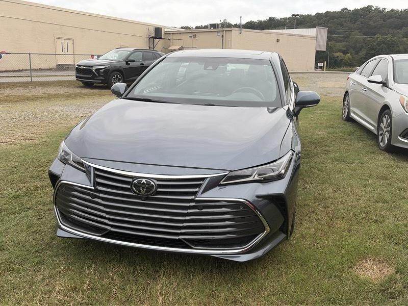 Toyota Avalon Limited 2021