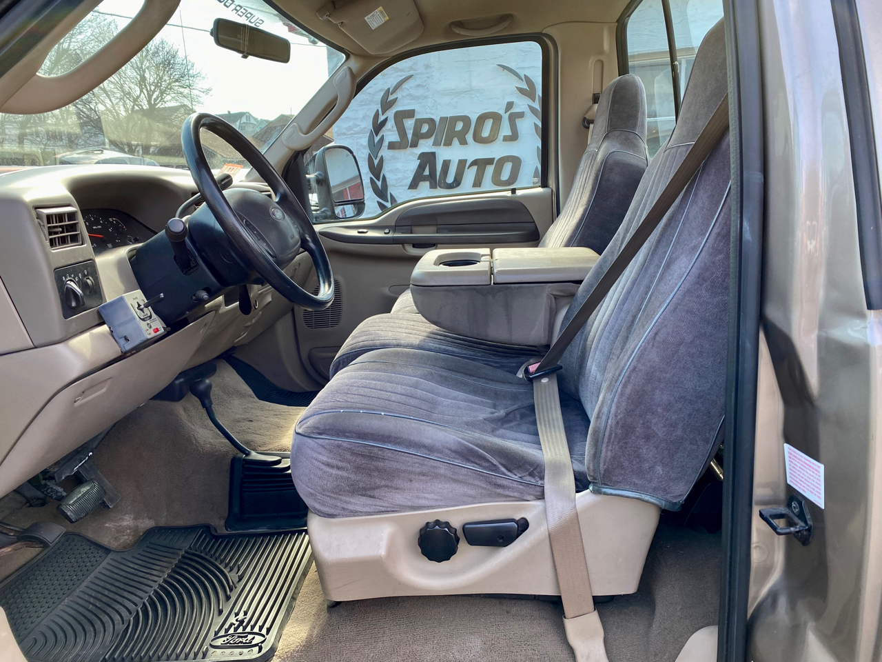 Used 2004 Ford Super Duty F350 SRW Reg Cab 137" XLT 4WD for Sale in