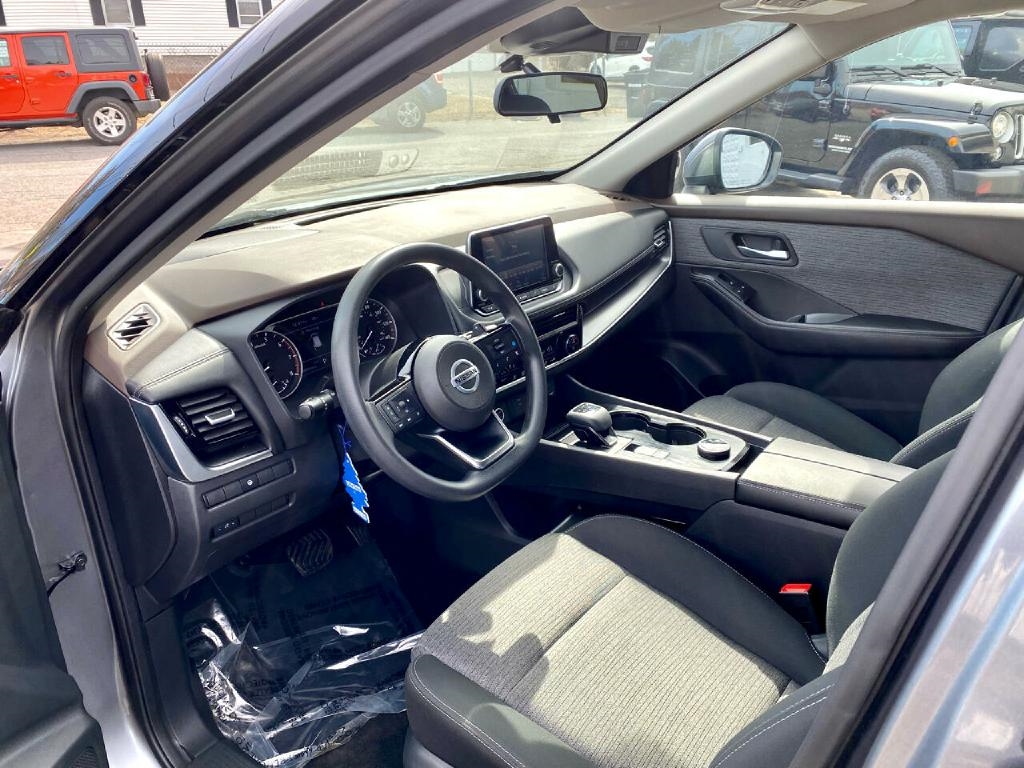 Nissan Rogue AWD SV 2021