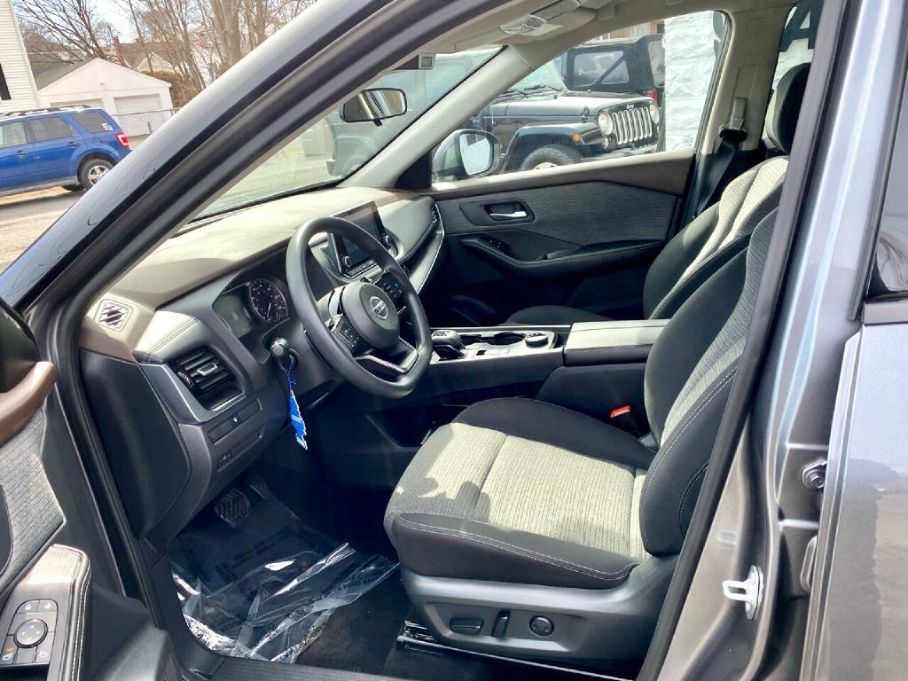 Nissan Rogue AWD SV 2021