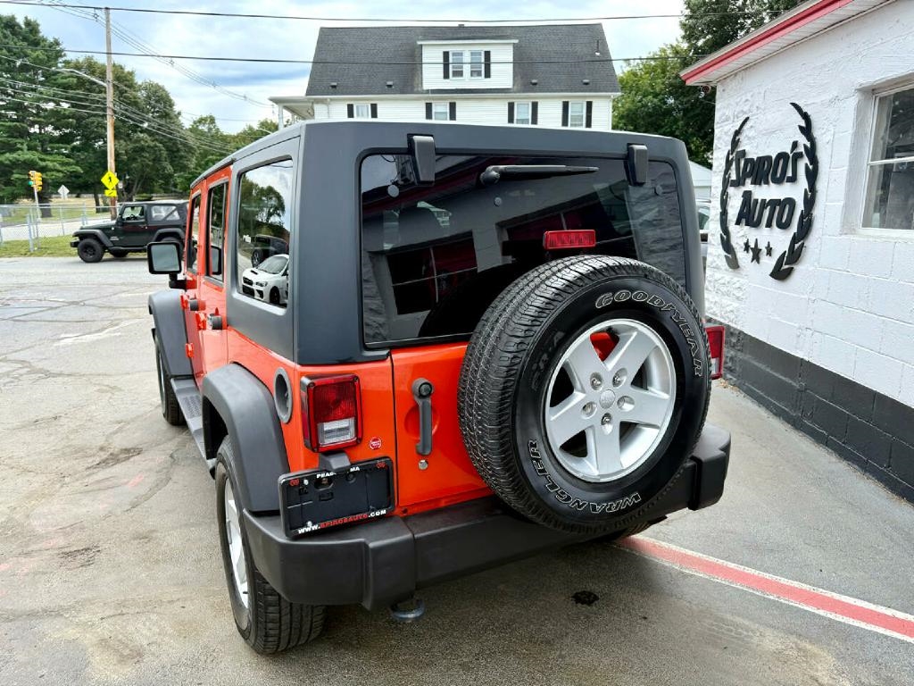 Jeep Wrangler Unlimited 4WD 4dr Sport 2015