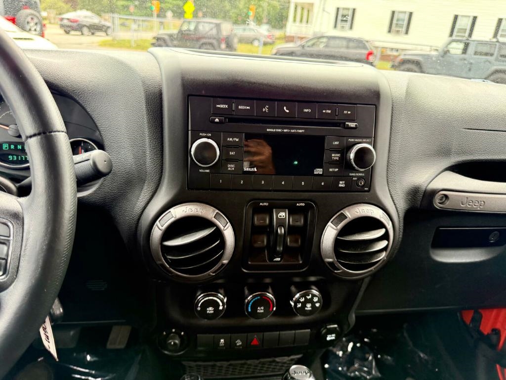 Jeep Wrangler Unlimited 4WD 4dr Sport 2015