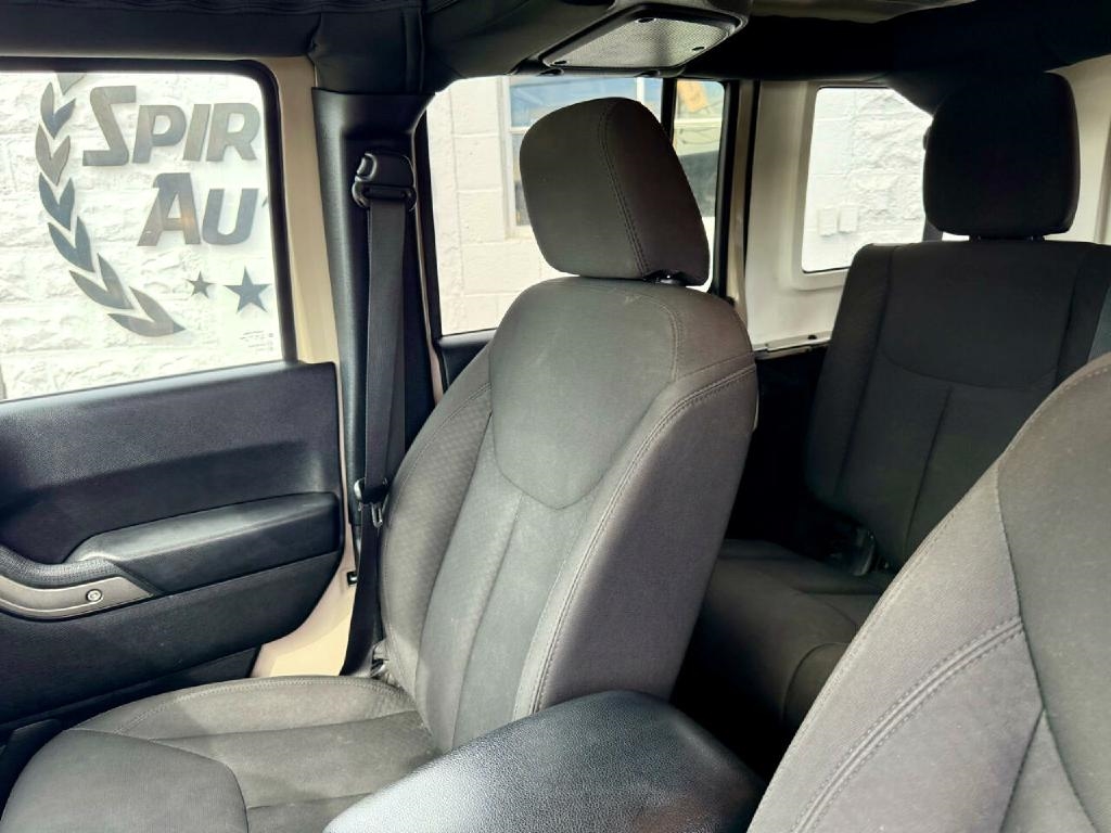 Jeep Wrangler Unlimited 4WD 4dr Sport 2016