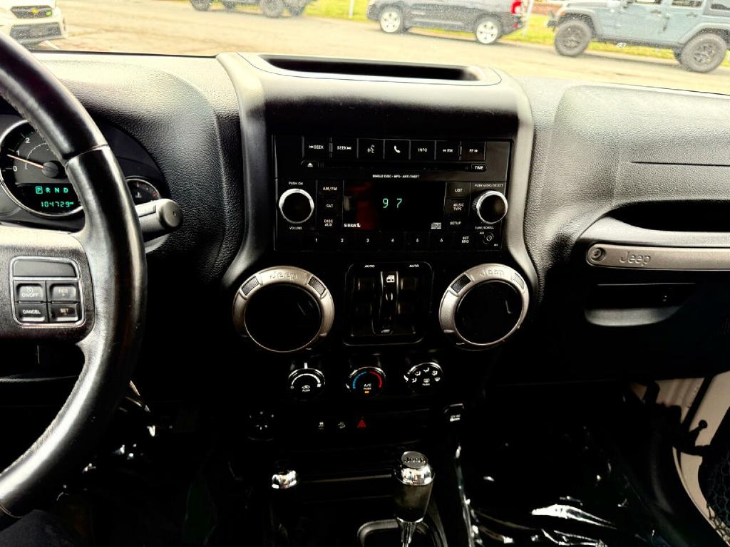 Jeep Wrangler Unlimited 4WD 4dr Sport 2016