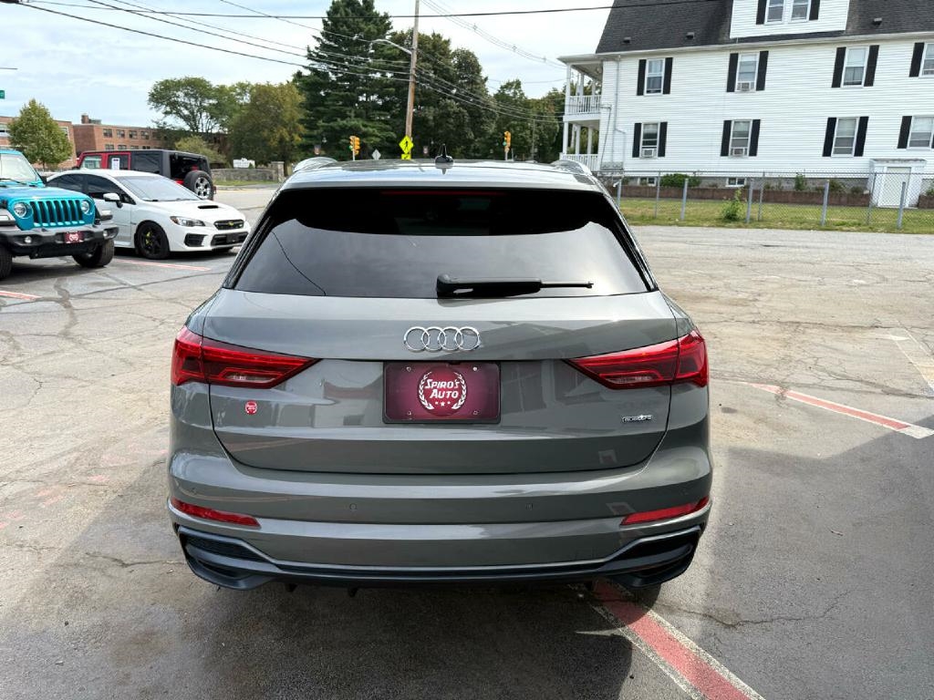 Audi Q3 S line Premium Plus 45 TFSI quattro 2020
