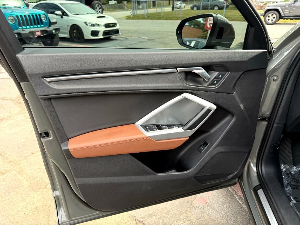 Audi Q3 S line Premium Plus 45 TFSI quattro 2020