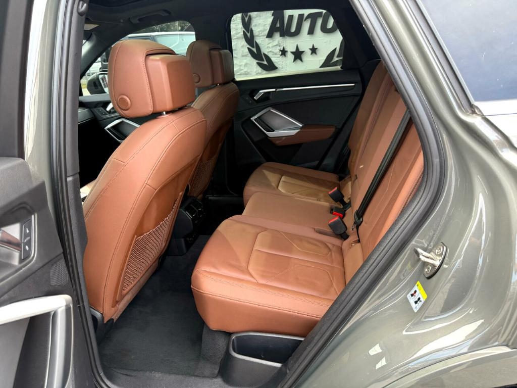 Audi Q3 S line Premium Plus 45 TFSI quattro 2020