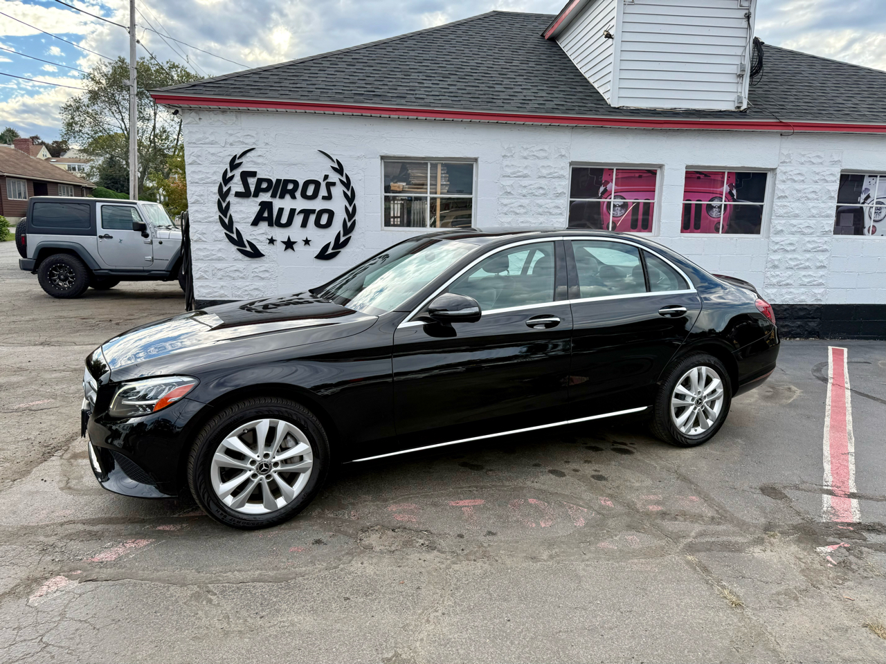 Mercedes-Benz C-Class C 300 4MATIC Sedan 2019 Mercedes-Benz C-Class C 300 4MATIC Sedan 2019