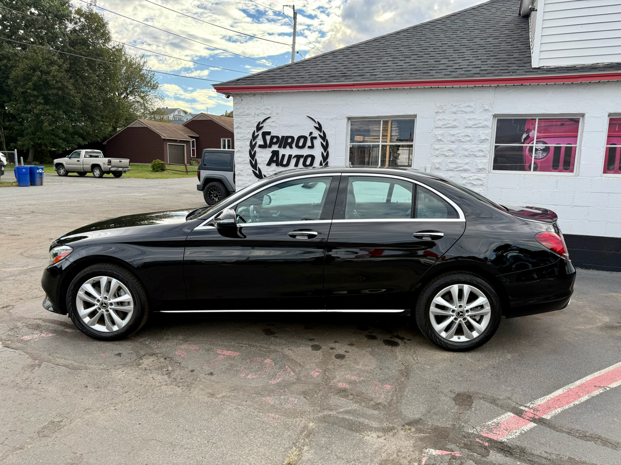 Mercedes-Benz C-Class C 300 4MATIC Sedan 2019 Mercedes-Benz C-Class C 300 4MATIC Sedan 2019