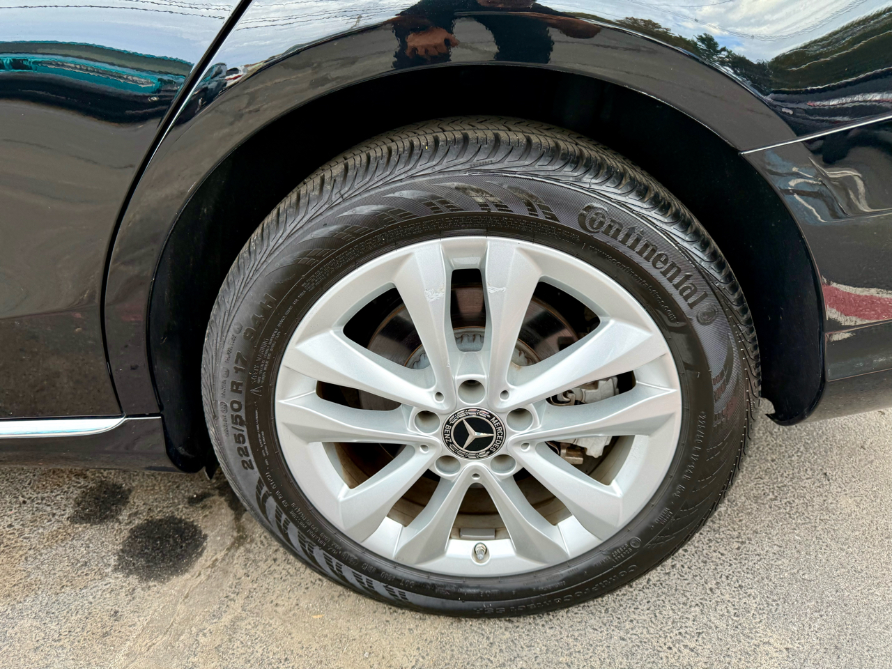 Mercedes-Benz C-Class C 300 4MATIC Sedan 2019 Mercedes-Benz C-Class C 300 4MATIC Sedan 2019