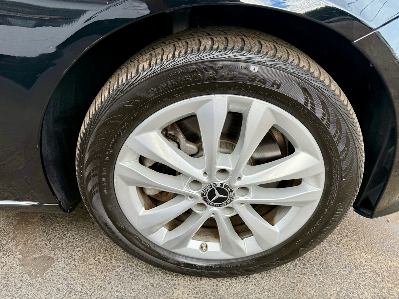 Mercedes-Benz C-Class C 300 4MATIC Sedan 2019 Mercedes-Benz C-Class C 300 4MATIC Sedan 2019